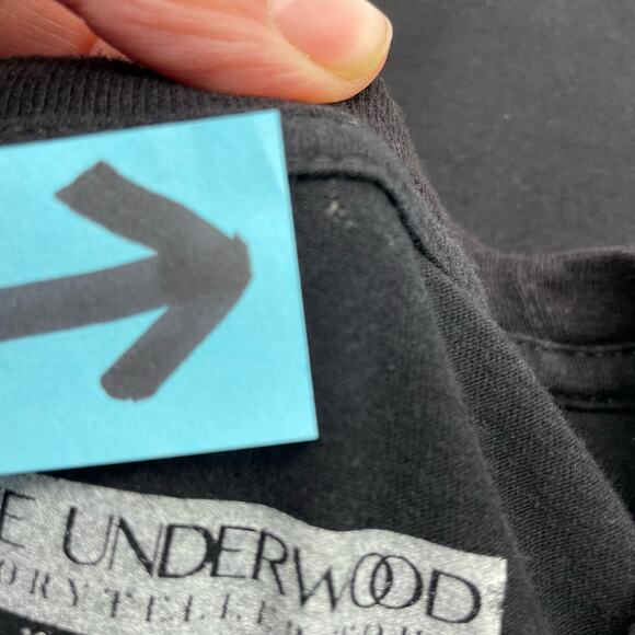 Carrie Underwood The Storyteller Tour 2016 Concert T-Shirt Short Sleeve Medium - Picture 7 of 7